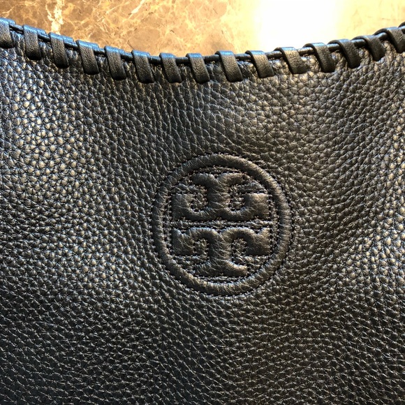 Tory Burch Black Shoulder Bag! Gently used! - Picture 5 of 8